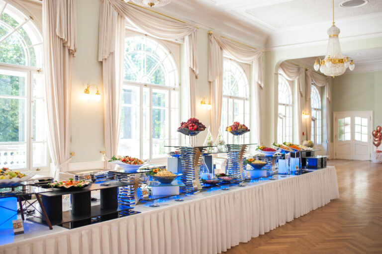 Russisches Catering Firmenevent Buffet