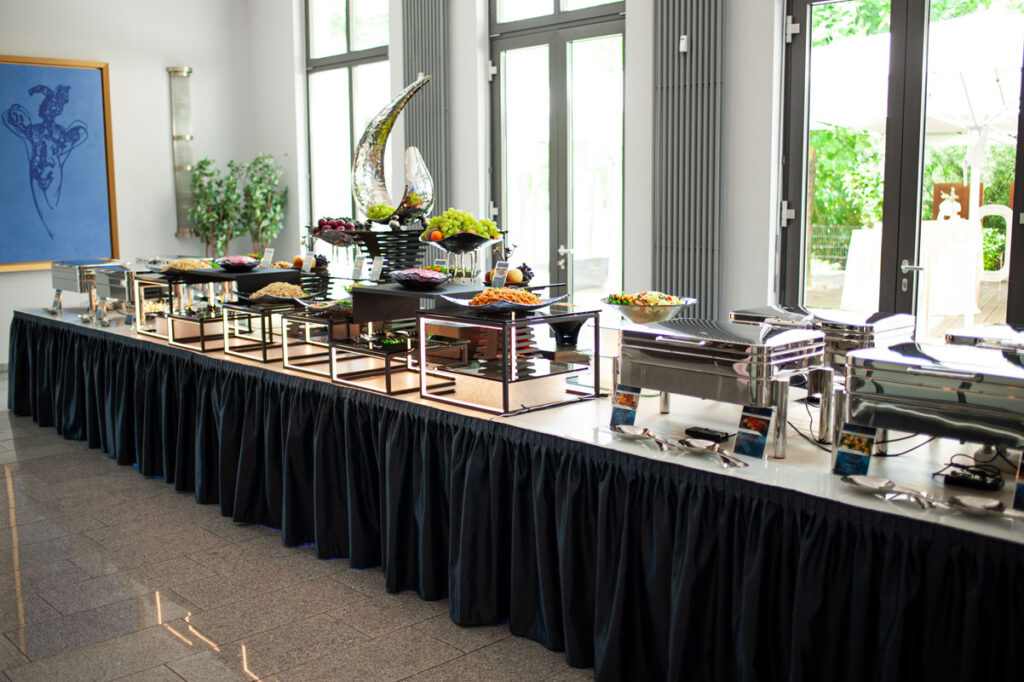 Russisches Catering Firmenevent Buffet